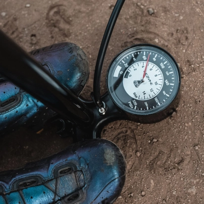 FLOOR PUMP CLASSIC DRIVE 3.5 METALLIC BLACK LEZYNE