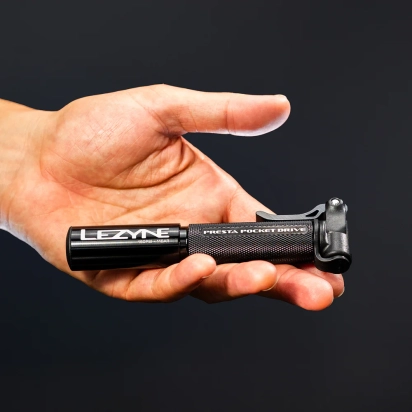 PUMPA RUČNA PRESTA POCKET DRIVE BLACK GOLD LEZYNE