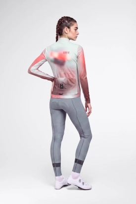 JAKNA VANTAGE WOMAN FLANK GOBIK